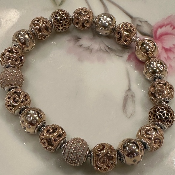 Authentic Retired Pandora Essence Bracelet with 18 14KT Gold Charms 7.1 in - Picture 3 of 8